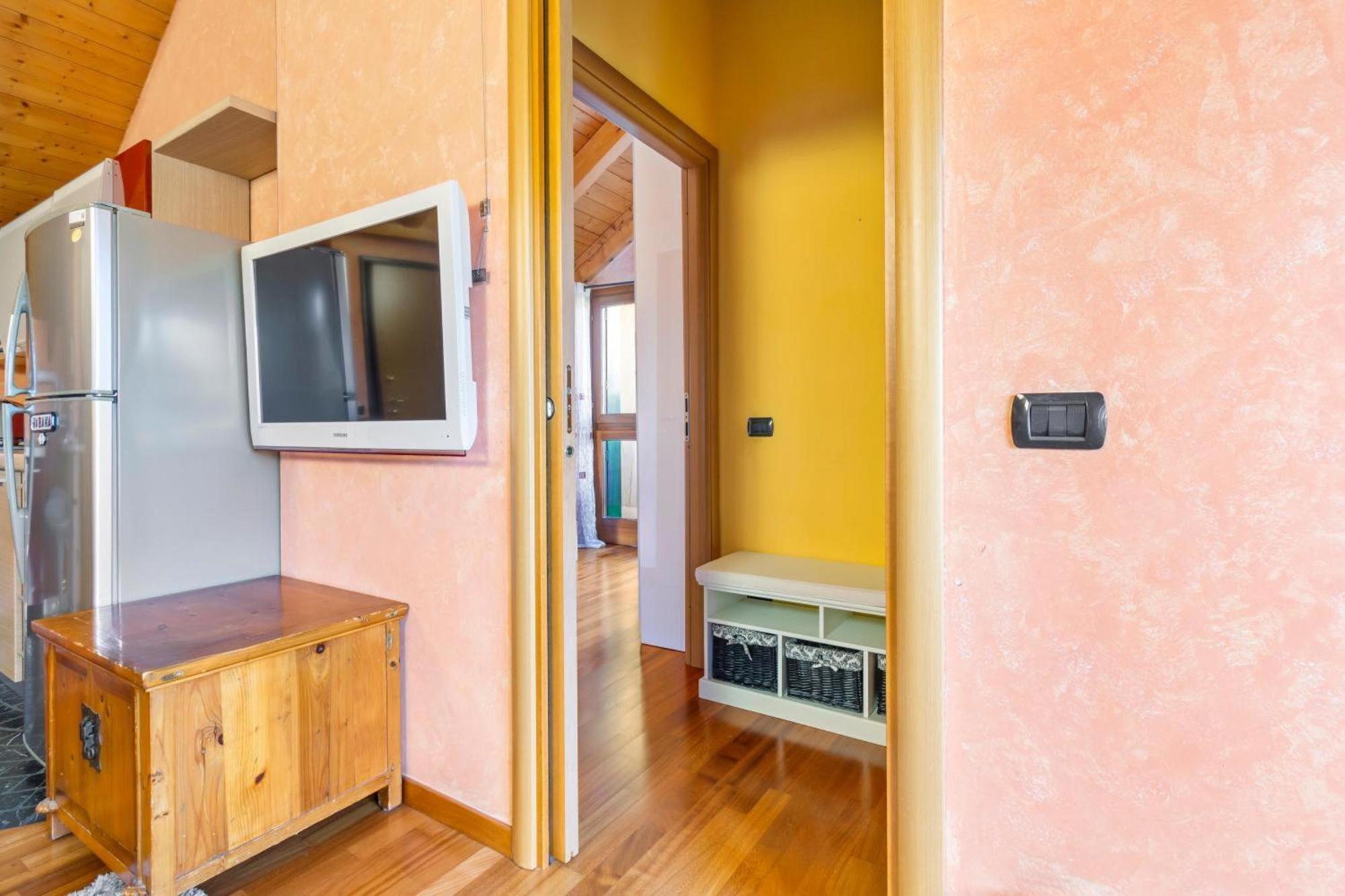 Lovely Orange House Viggiù المظهر الخارجي الصورة